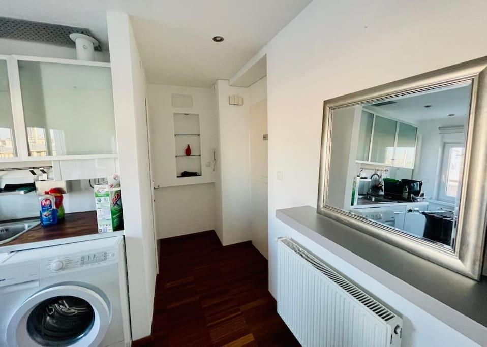 Apartamento Cosy Flat With Huge Terrasse! Long Or Shortterm Viena Exterior foto