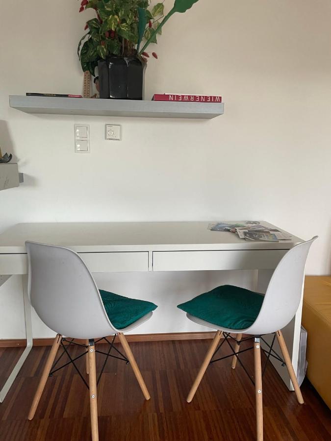 Apartamento Cosy Flat With Huge Terrasse! Long Or Shortterm Viena Exterior foto